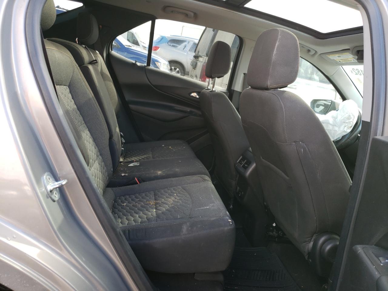 Photo 6 from auction – 2018 CHEVROLET EQUINOX LT with VIN 3GNAXJEV5JL103582