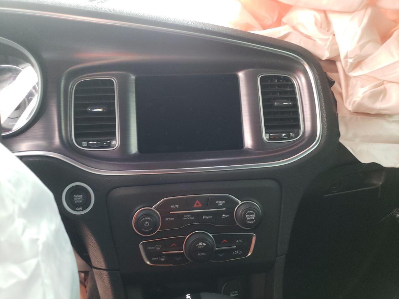 Photo 9 from auction – 2018 DODGE CHARGER R/ with VIN 2C3CDXGJ8JH220609