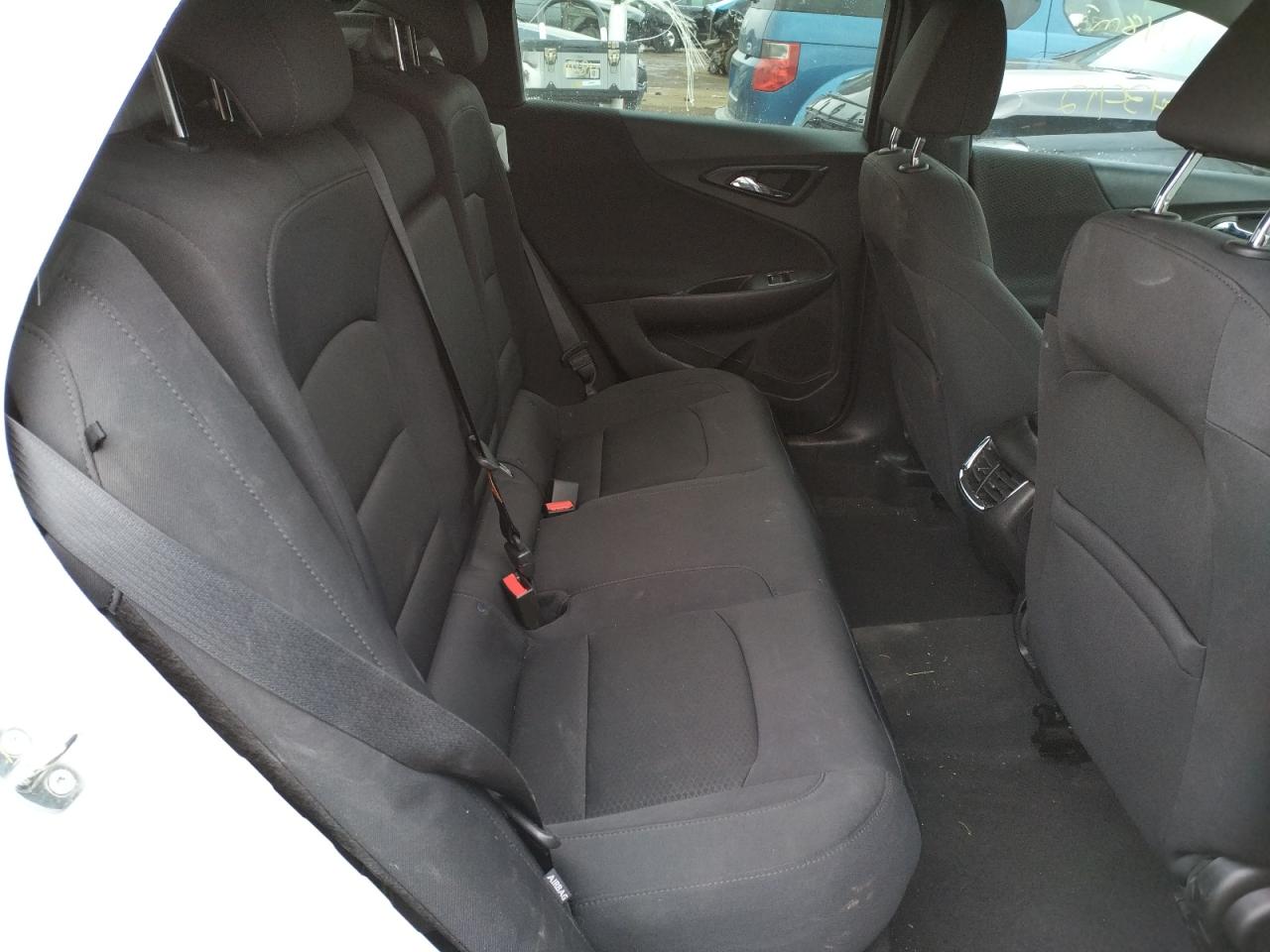 Photo 6 from auction – 2018 CHEVROLET MALIBU LT with VIN 1G1ZD5ST2JF112676