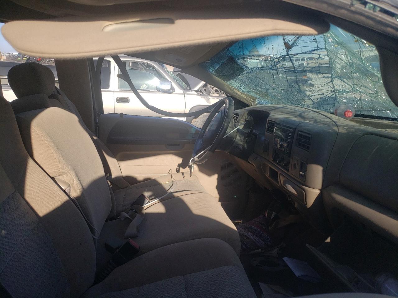 Photo 5 from auction – 2002 FORD F250 SUPER with VIN 1FTNX21F52EB23833