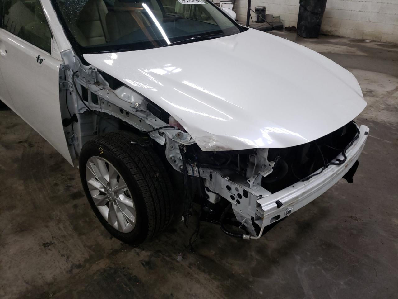 Photo 9 from auction – 2015 LEXUS ES 300H with VIN JTHBW1GG1F2083689