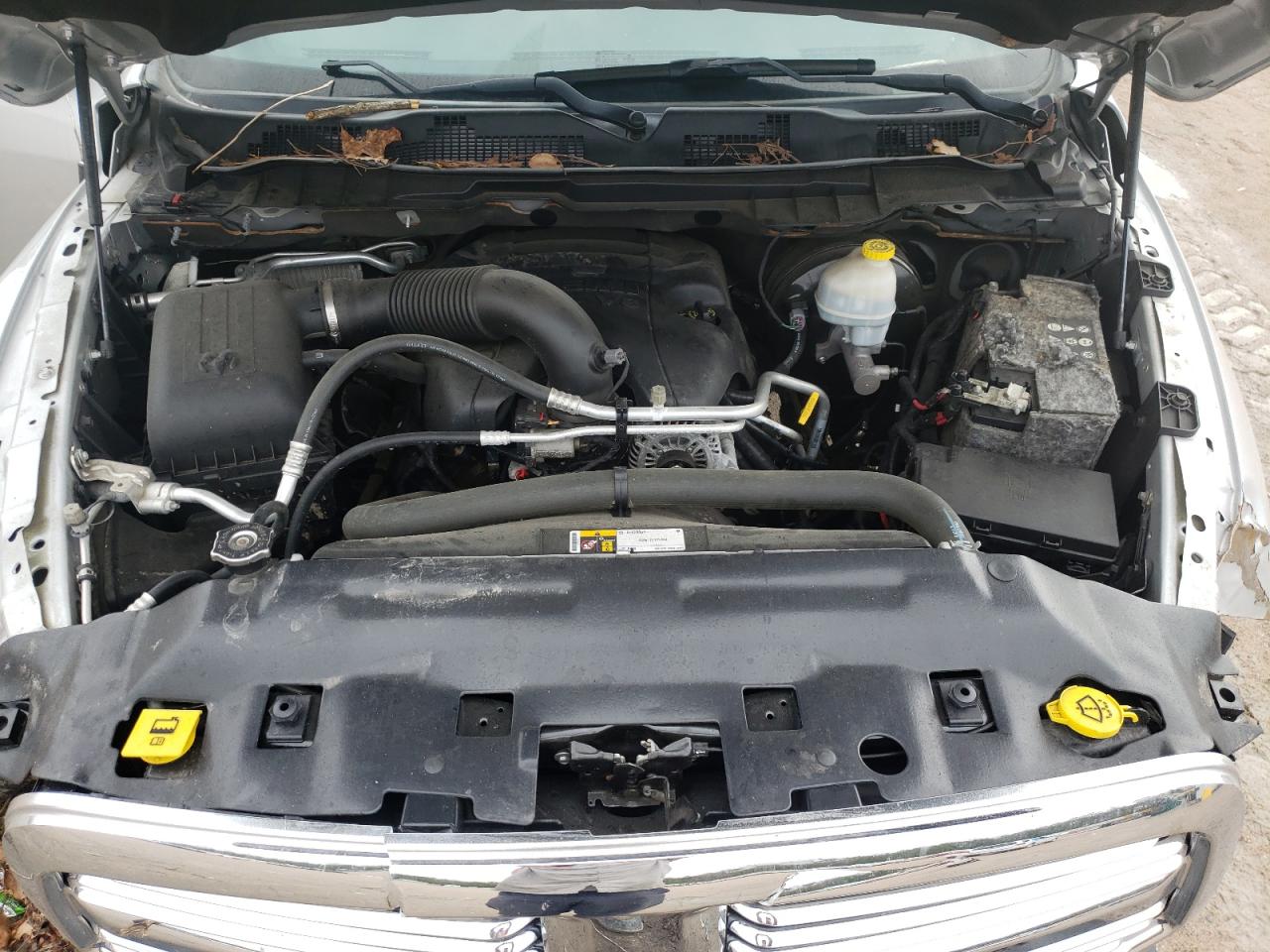 Photo 7 from auction – 2016 RAM 1500 SLT with VIN 1C6RR7GT3GS156349