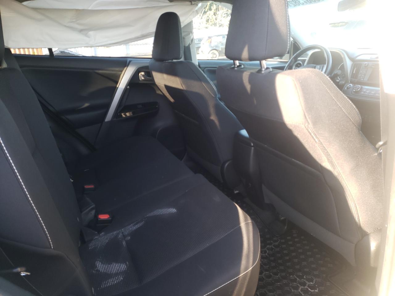 Photo 6 from auction – 2018 TOYOTA RAV4 ADVEN with VIN 2T3RFREVXJW733524
