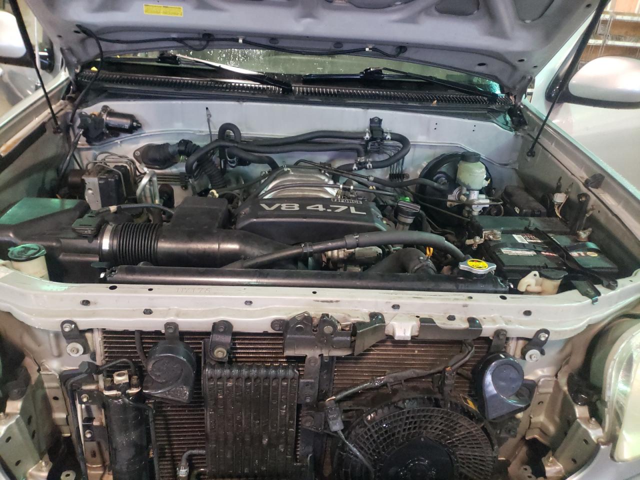 Photo 7 from auction – 2002 TOYOTA SEQUOIA SR with VIN 5TDZT34A12S098250