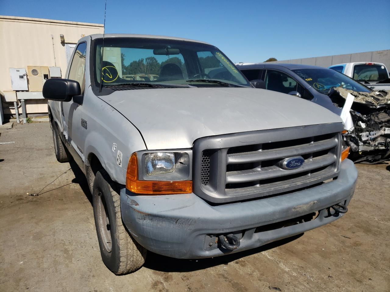 Photo 9 from auction – 2000 FORD F250 SUPER with VIN 3FTNF20F4YMA60036
