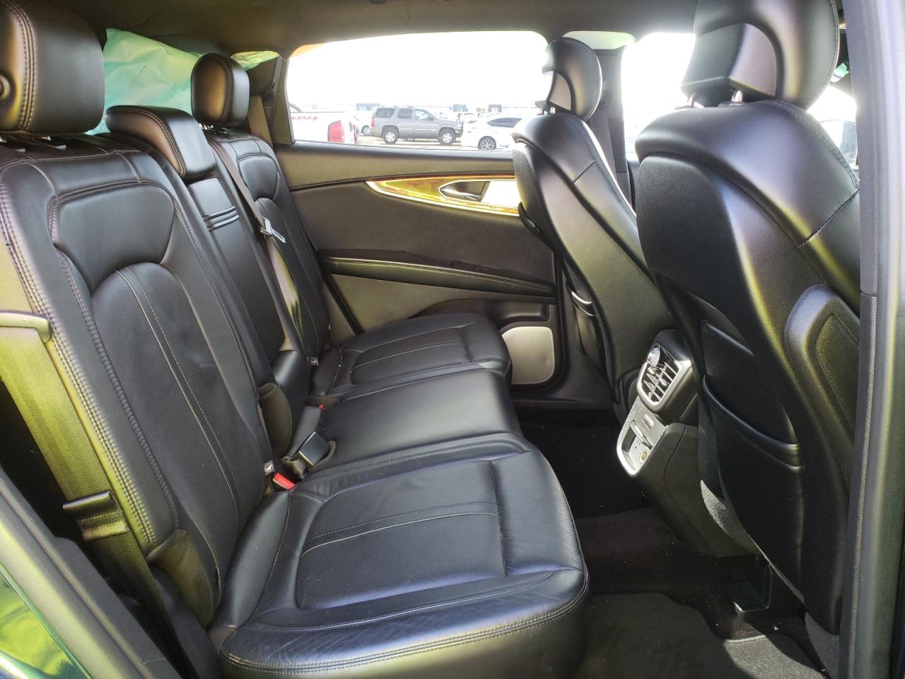Photo 6 from auction – 2017 LINCOLN MKX RESERV with VIN 2LMPJ8LR1HBL14139