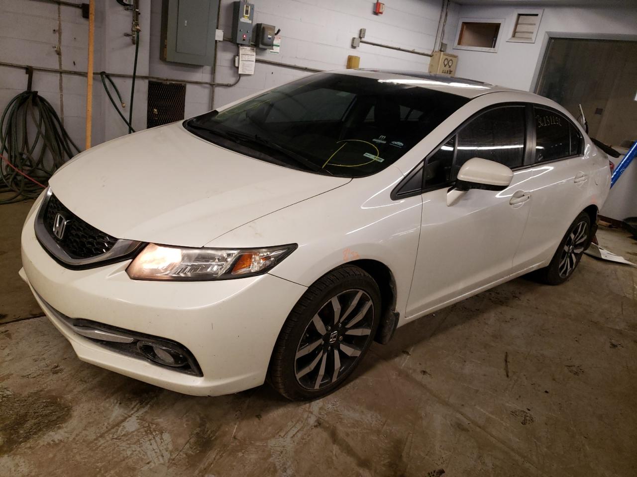 Photo 2 from auction – 2015 HONDA CIVIC EXL with VIN 19XFB2F91FE083315