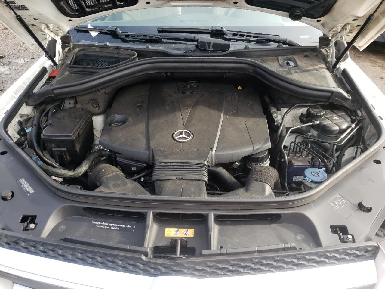 Photo 7 from auction – 2014 MERCEDES-BENZ GL 350 BLU with VIN 4JGDF2EE8EA403673