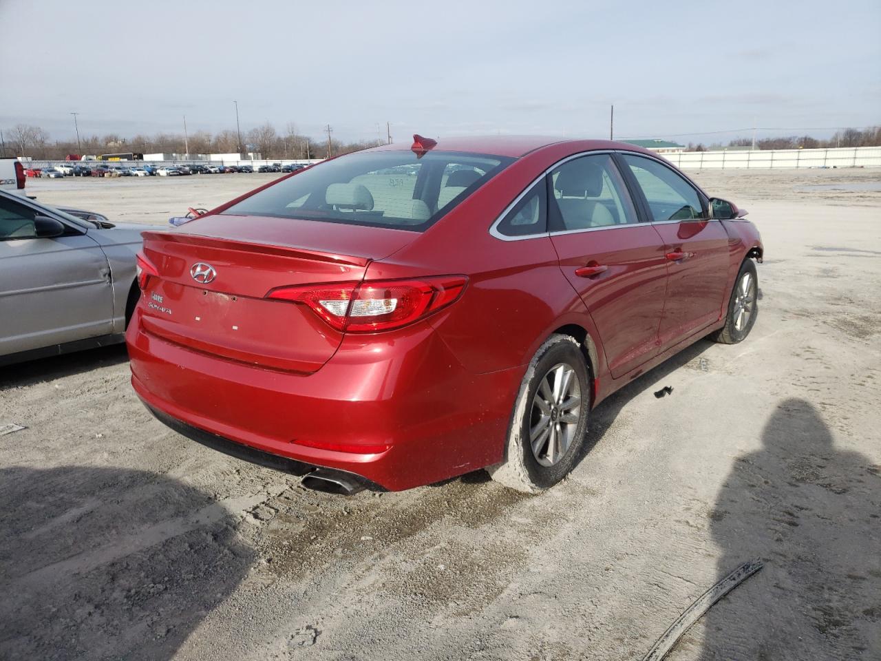 Photo 4 from auction – 2017 HYUNDAI SONATA SE with VIN 5NPE24AF8HH539443