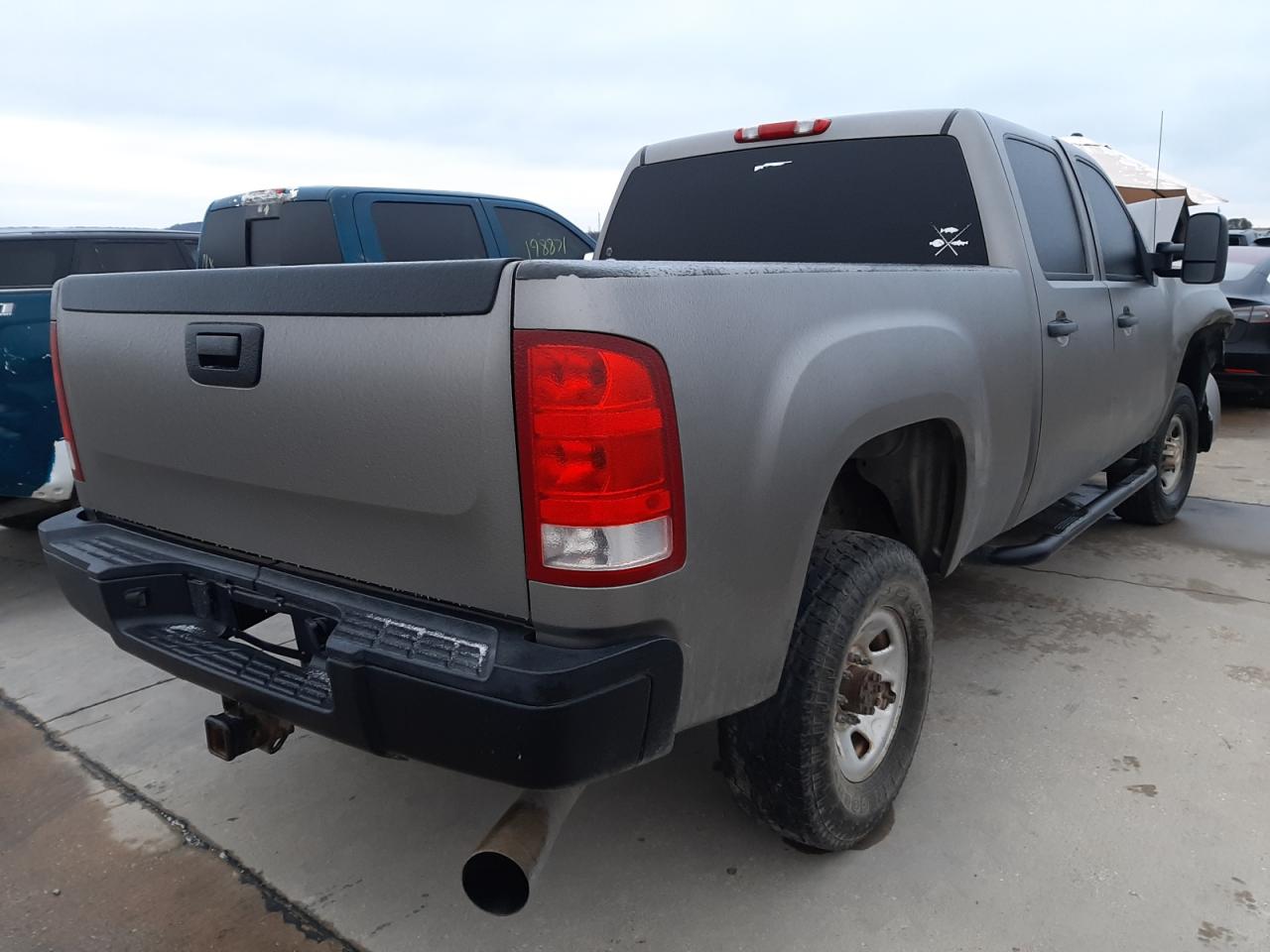 Photo 4 from auction – 2008 GMC SIERRA C25 with VIN 1GTHC23608F107127