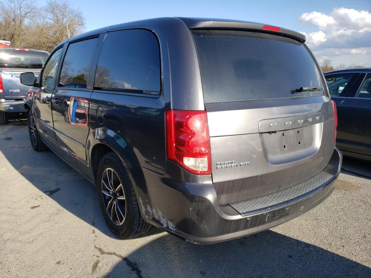 Photo 3 from auction – 2015 DODGE GRAND CARA with VIN 2C4RDGCG5FR737495