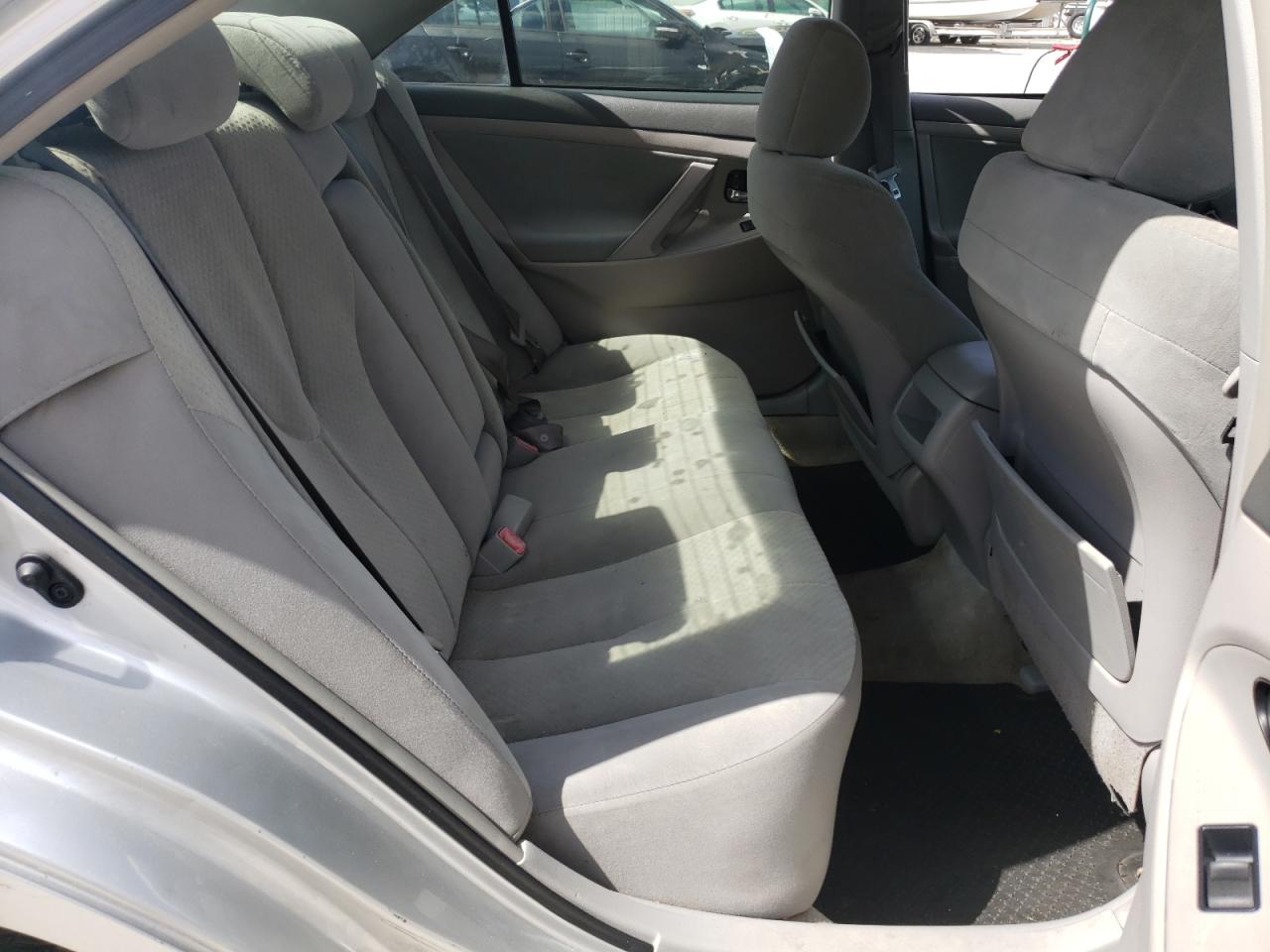 Photo 6 from auction – 2009 TOYOTA CAMRY with VIN 4T1BE46K69U296072