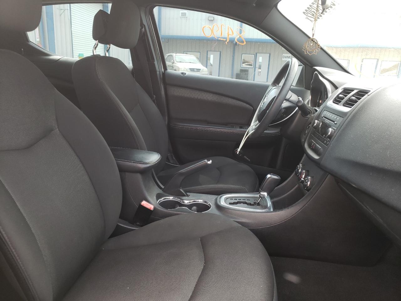 Photo 5 from auction – 2012 DODGE AVENGER SE with VIN 1C3CDZAB8CN165134