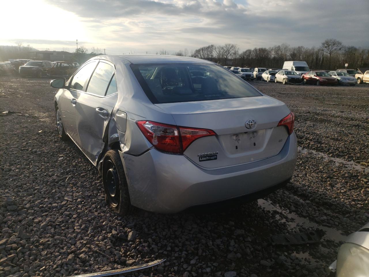 Photo 3 from auction – 2019 TOYOTA COROLLA L with VIN 5YFBURHE6KP947487