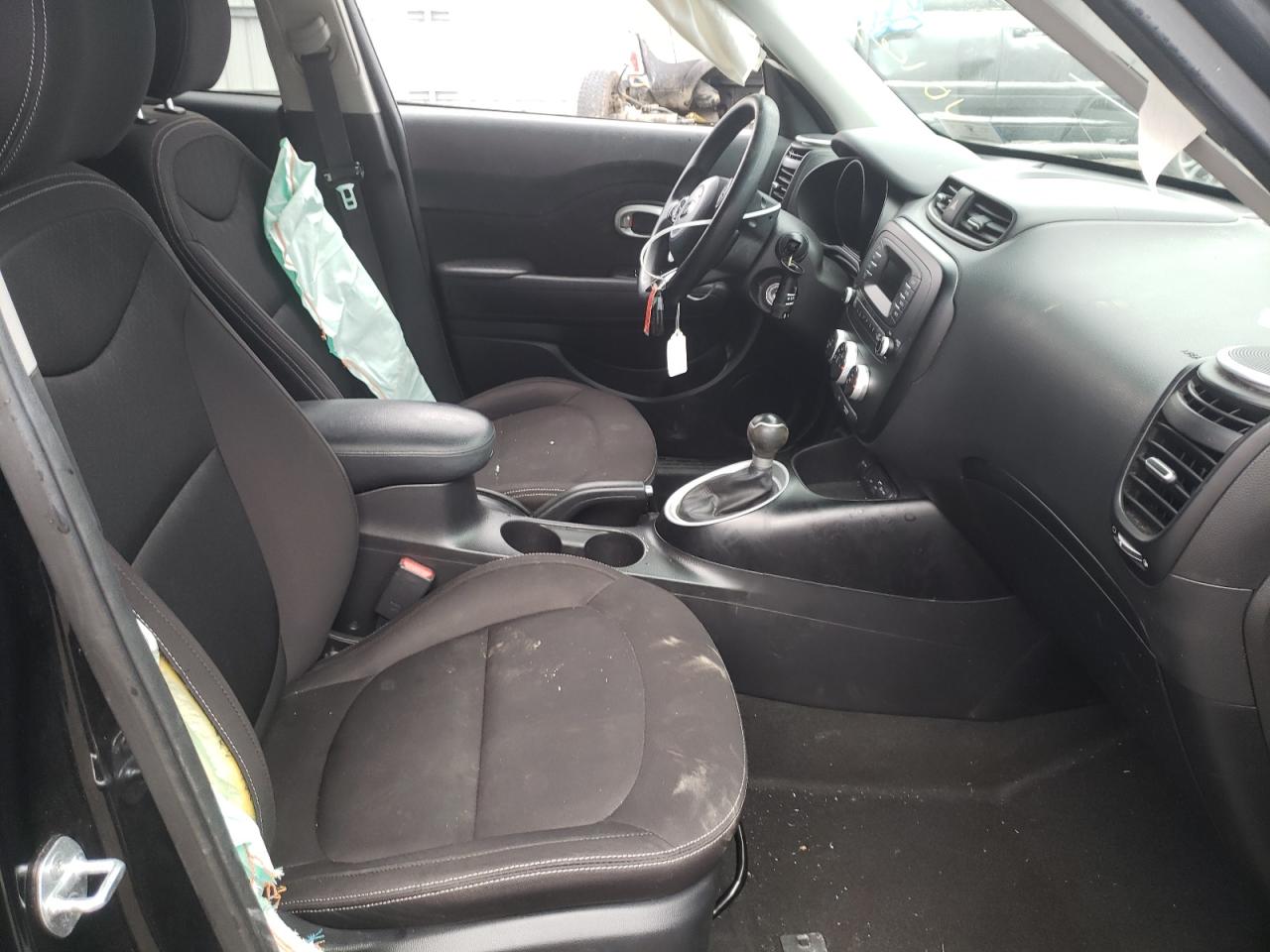 Photo 5 from auction – 2016 KIA SOUL with VIN KNDJN2A23G7259214