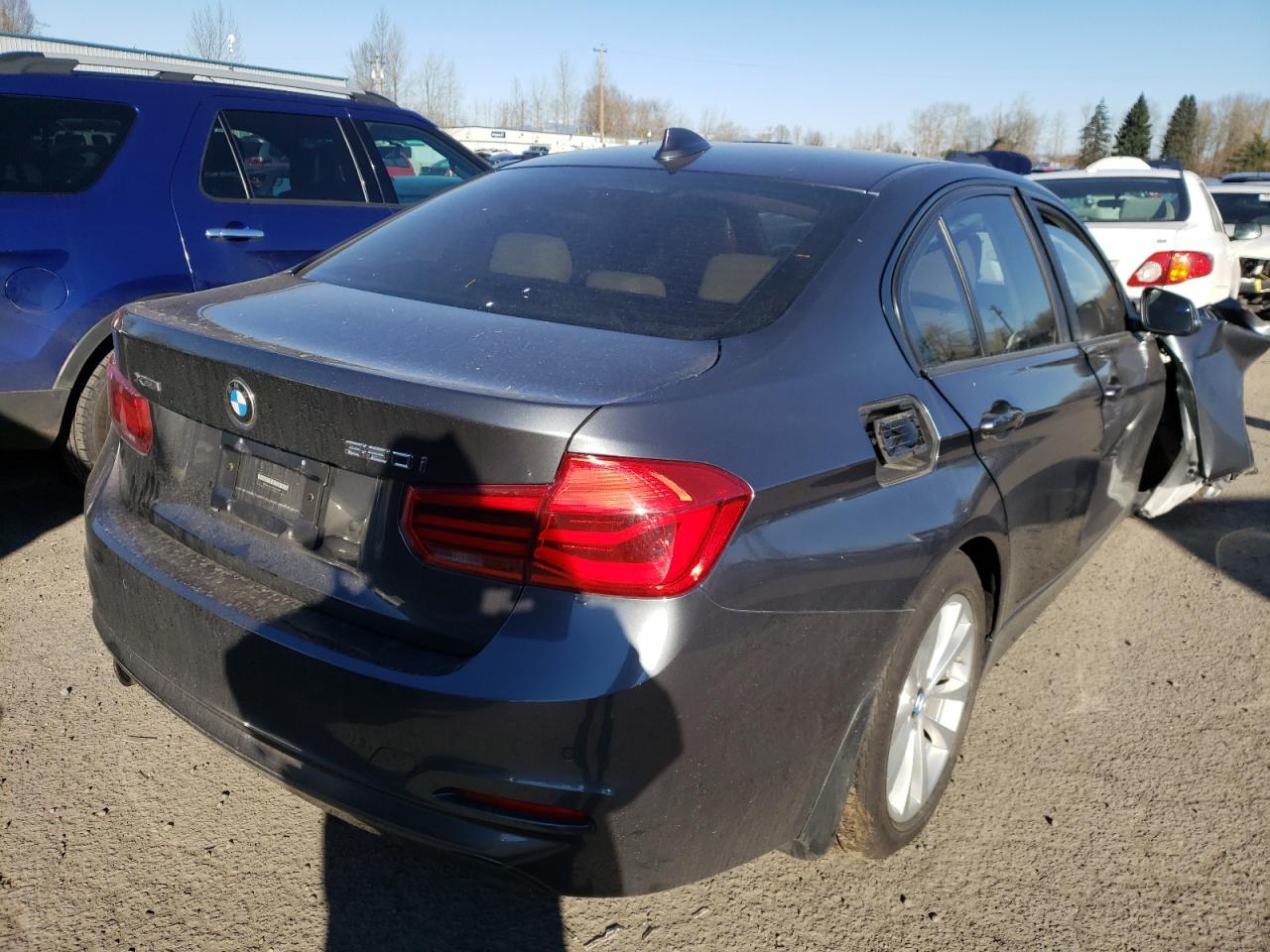 Photo 4 from auction – 2017 BMW 320 XI with VIN WBA8E5G37HNU43288