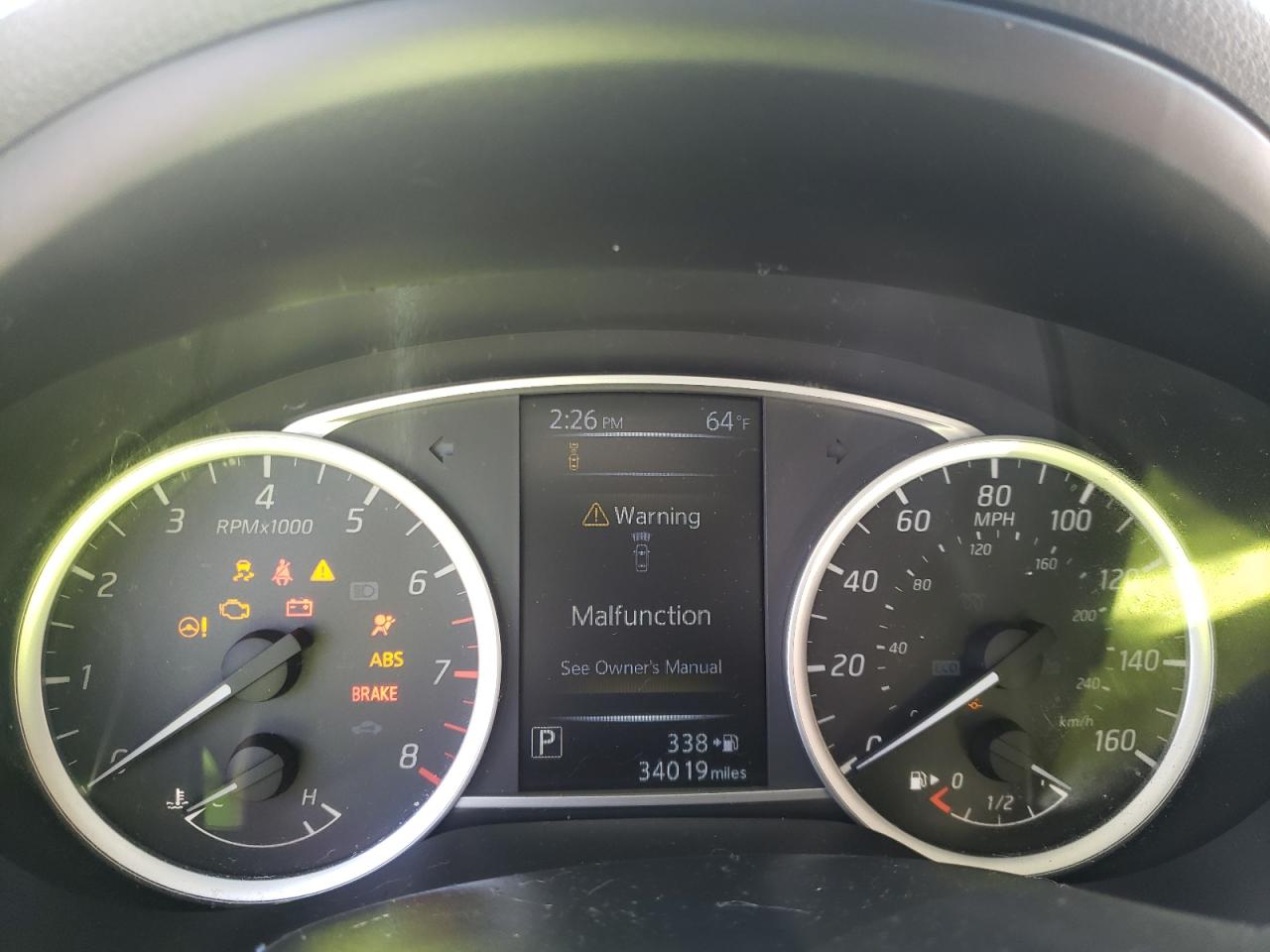 Photo 8 from auction – 2018 NISSAN SENTRA S with VIN 3N1AB7AP1JY281433
