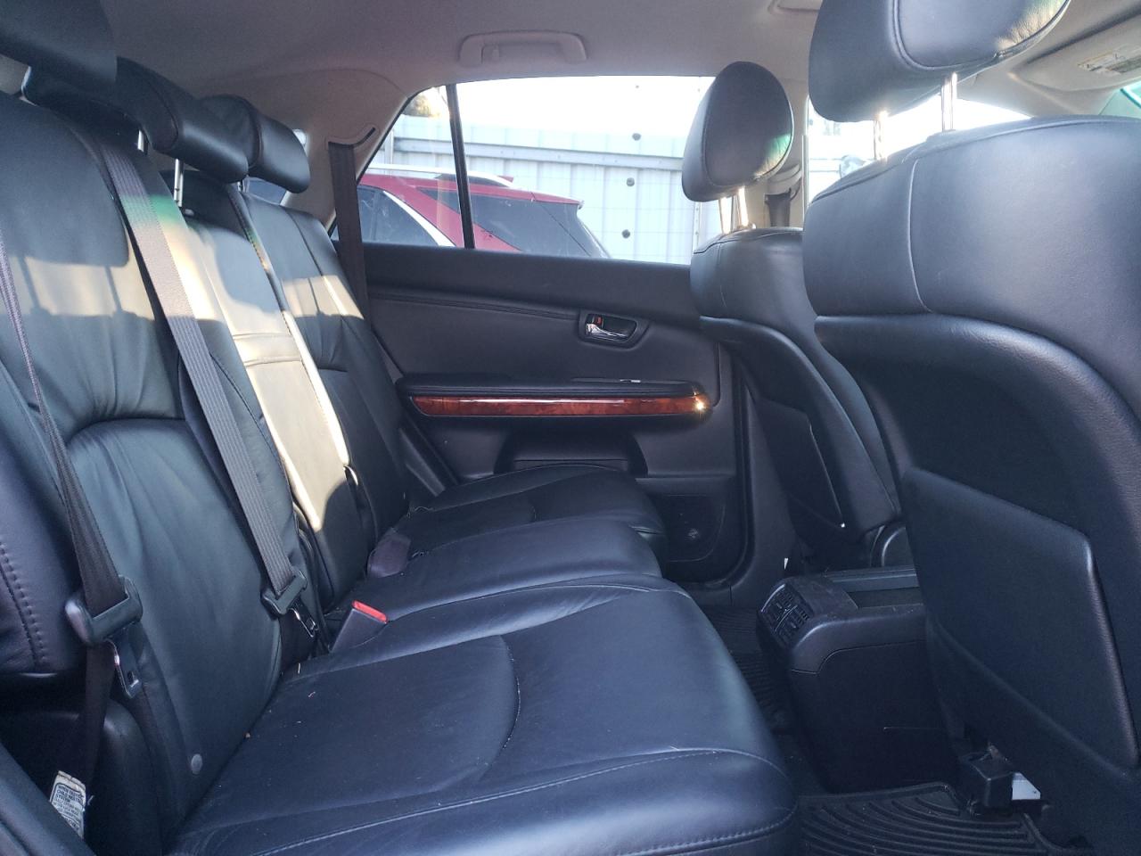 Photo 6 from auction – 2007 LEXUS RX 350 with VIN 2T2HK31U27C032007