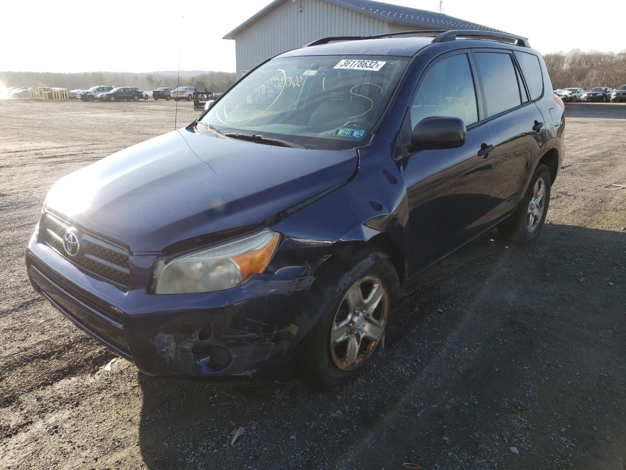 Photo 2 from auction – 2007 TOYOTA RAV4 with VIN JTMBD33V176042478