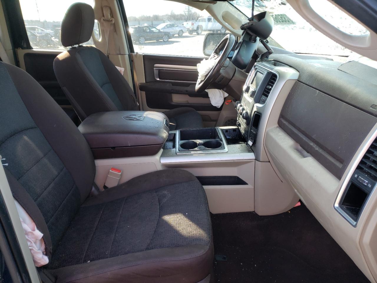 Photo 5 from auction – 2014 RAM 1500 SLT with VIN 1C6RR7GT7ES411128