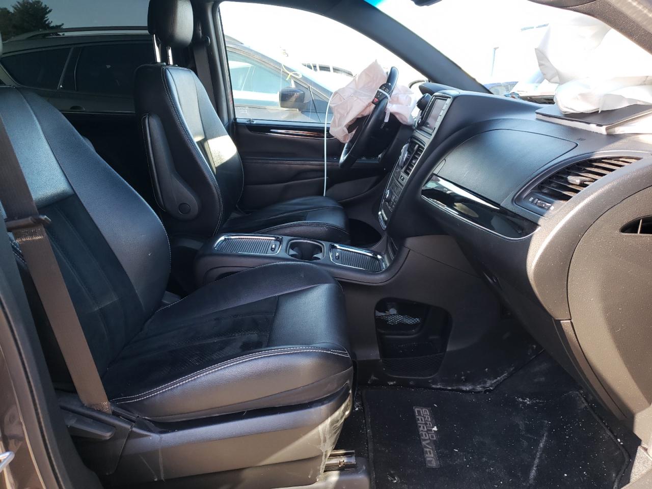 Zdjęcie 5 z aukcji – 2015 DODGE GRAND CARA z VIN 2C4RDGCG5FR737495