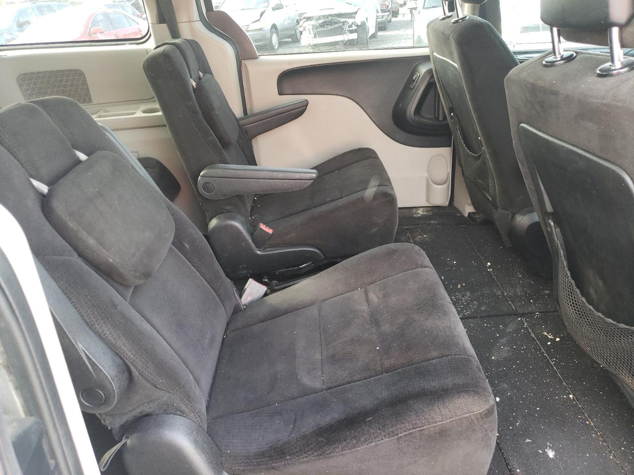 Photo 6 from auction – 2012 DODGE GRAND CARA with VIN 2C4RDGCG3CR334109