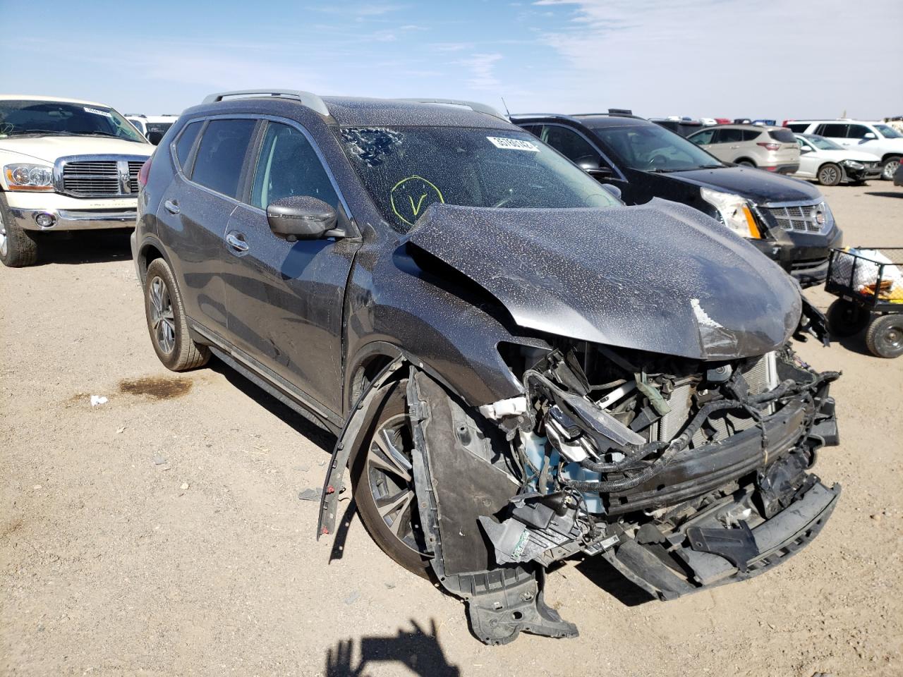 Photo 1 from auction – 2017 NISSAN ROGUE S with VIN 5N1AT2MT3HC874974