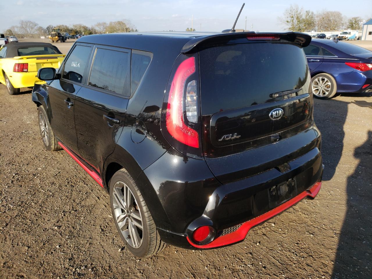Photo 3 from auction – 2015 KIA SOUL + with VIN KNDJP3A59F7773917