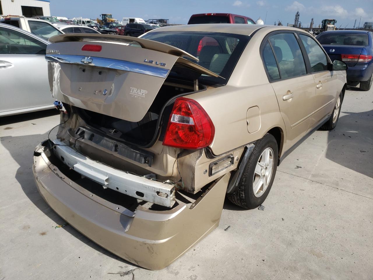 Photo 4 from auction – 2005 CHEVROLET MALIBU LS with VIN 1G1ZT52835F294795