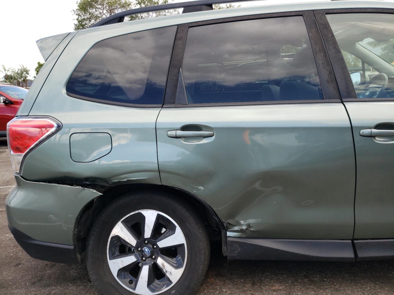 Photo 9 from auction – 2017 SUBARU FORESTER 2 with VIN JF2SJAGC3HH593590