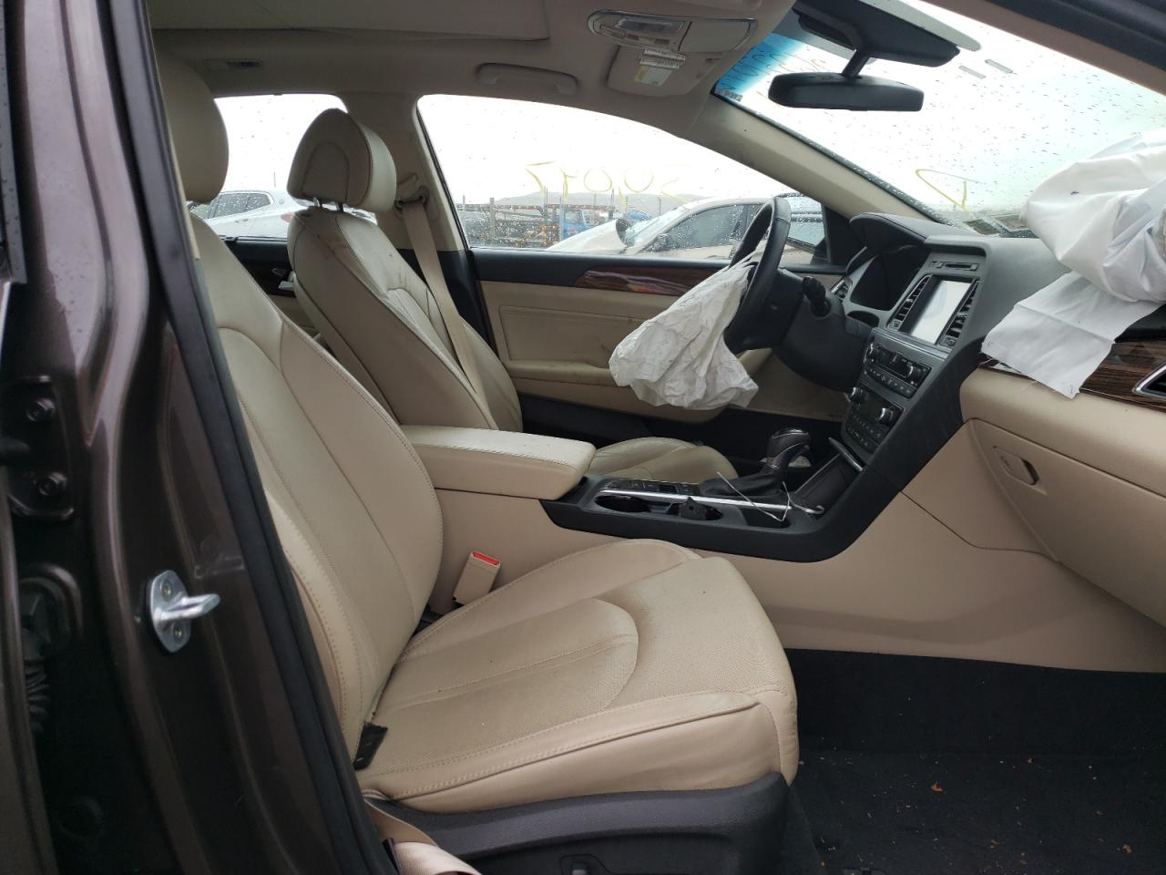 Photo 5 from auction – 2016 HYUNDAI SONATA SPO with VIN 5NPE34AF3GH419111