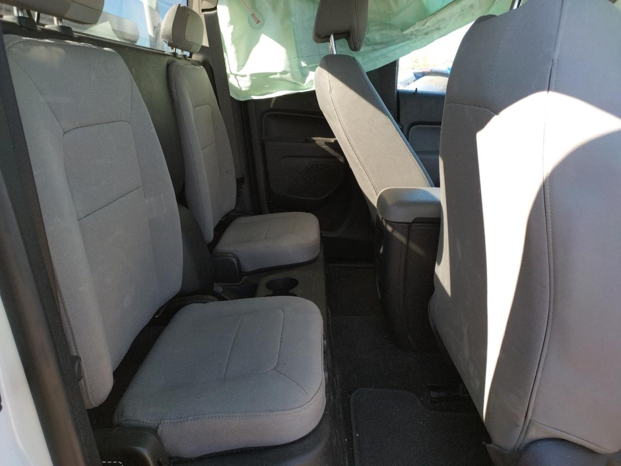 Photo 6 from auction – 2018 CHEVROLET COLORADO with VIN 1GCHSBEA1J1196648