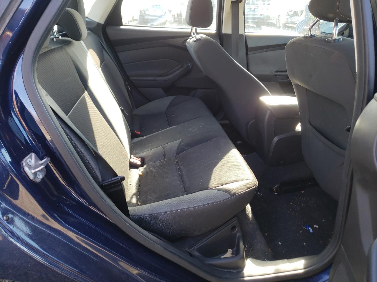 Photo 6 from auction – 2012 FORD FOCUS SE with VIN 1FAHP3F26CL148381