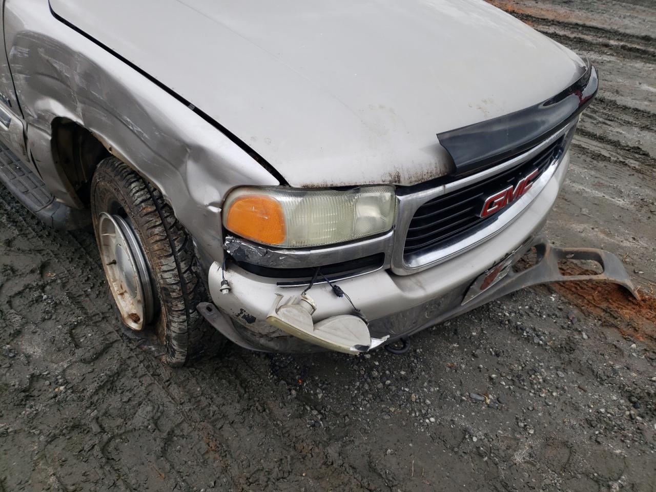 Photo 9 from auction – 2004 GMC YUKON with VIN 1GKEC13VX4J139177