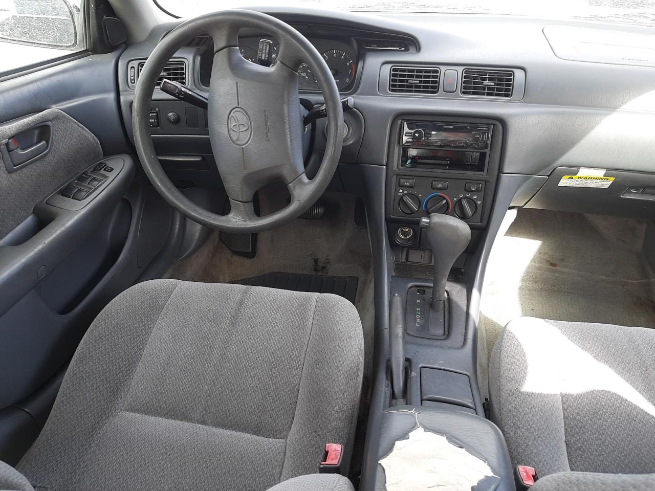 Photo 9 from auction – 2000 TOYOTA CAMRY CE with VIN JT2BG22K3Y0449840