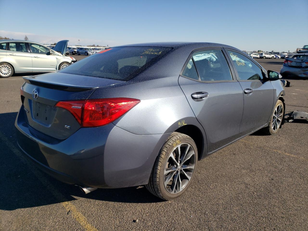 Photo 4 from auction – 2018 TOYOTA COROLLA L with VIN 2T1BURHE7JC024451