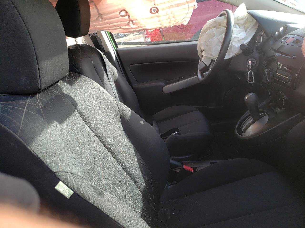 Photo 5 from auction – 2012 MAZDA MAZDA2 with VIN JM1DE1KYXC0149578