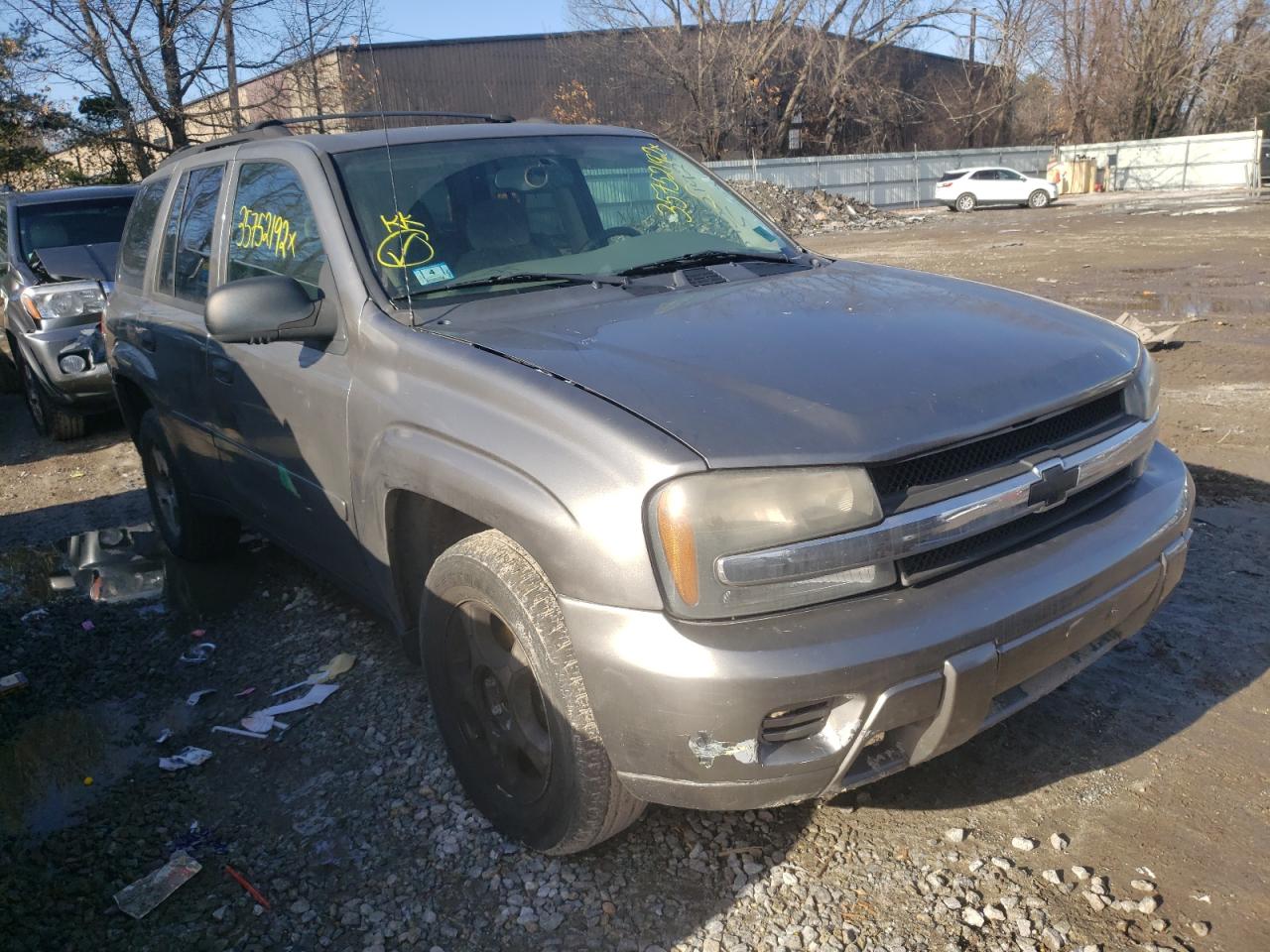 CHEVROLET TRAILBLAZE 2008 with VIN 1GNDT13S082240703 - Photo from auction