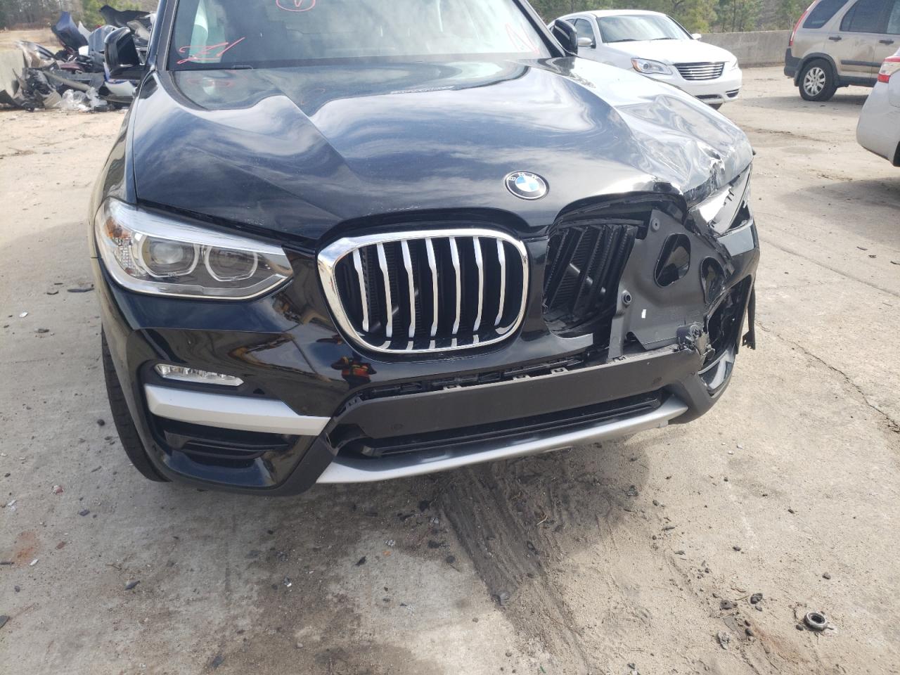 Photo 9 from auction – 2019 BMW X3 SDRIVE3 with VIN 5UXTR7C50KLR39720