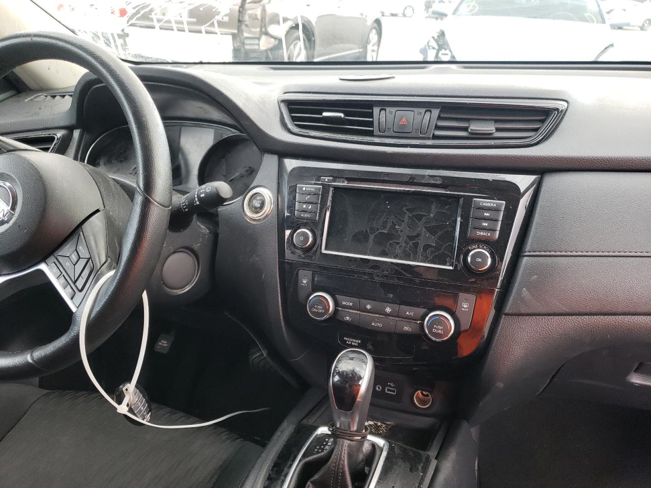 Photo 9 from auction – 2018 NISSAN ROGUE S with VIN KNMAT2MT6JP599524