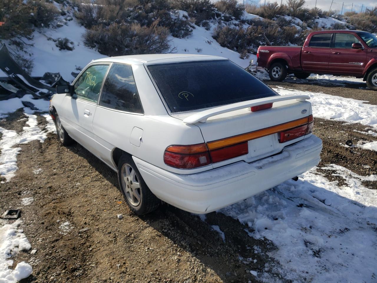 Photo 3 from auction – 1994 FORD ESCORT LX with VIN 1FARP11J2RW159652