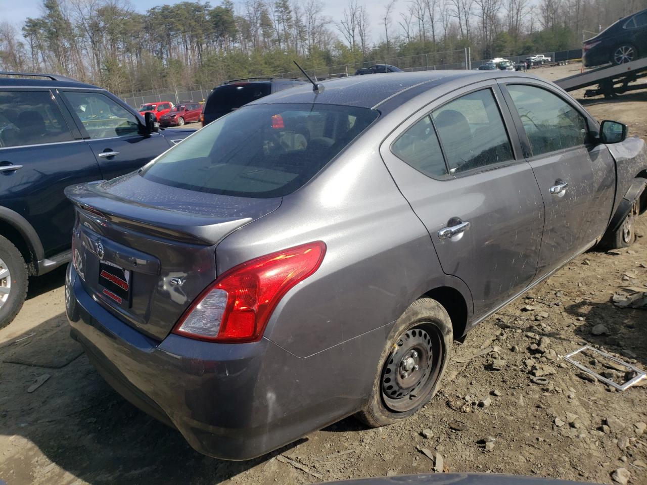 Photo 4 from auction – 2019 NISSAN VERSA S with VIN 3N1CN7AP5KL872380