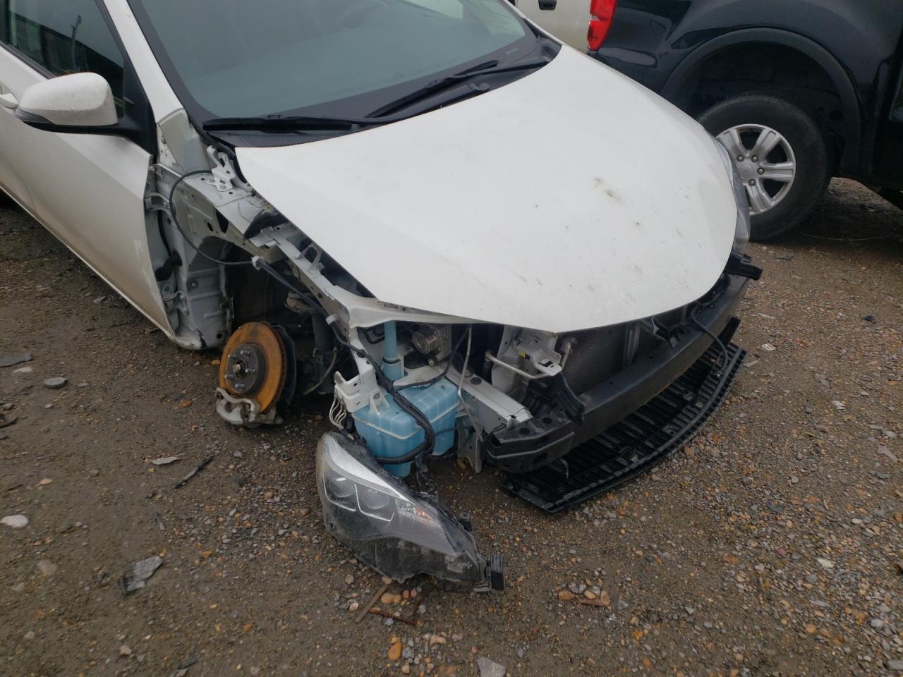 Photo 9 from auction – 2018 TOYOTA COROLLA L with VIN 5YFBURHE0JP831233