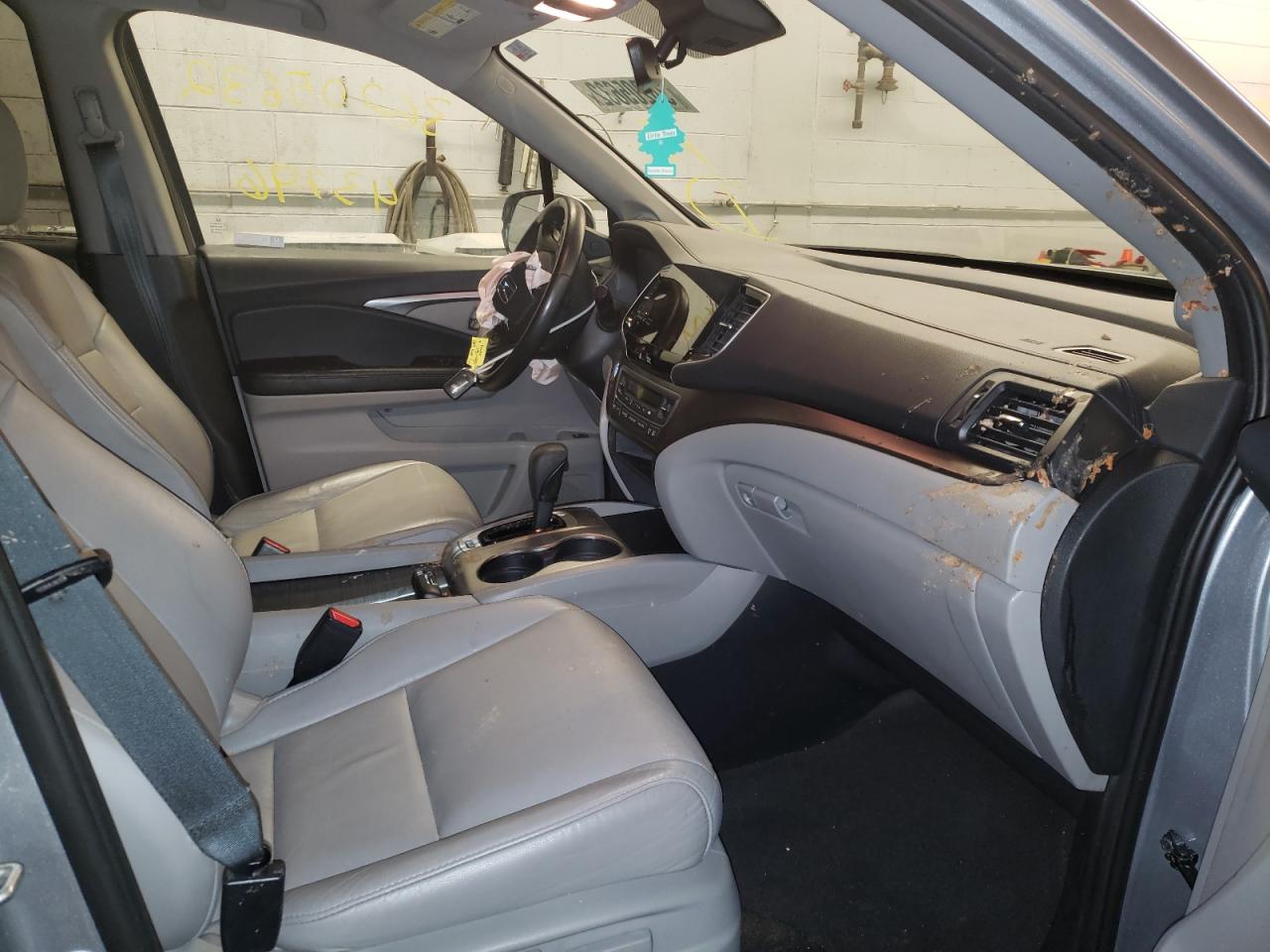 Photo 5 from auction – 2019 HONDA PILOT EXL with VIN 5FNYF6H57KB095097