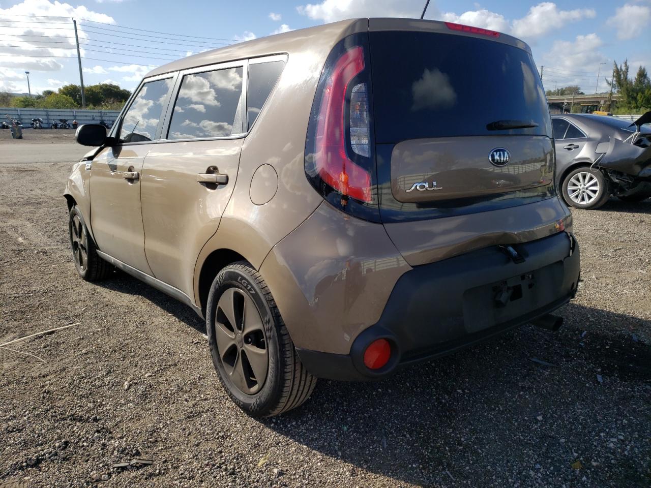 Photo 3 from auction – 2015 KIA SOUL with VIN KNDJN2A25F7185969