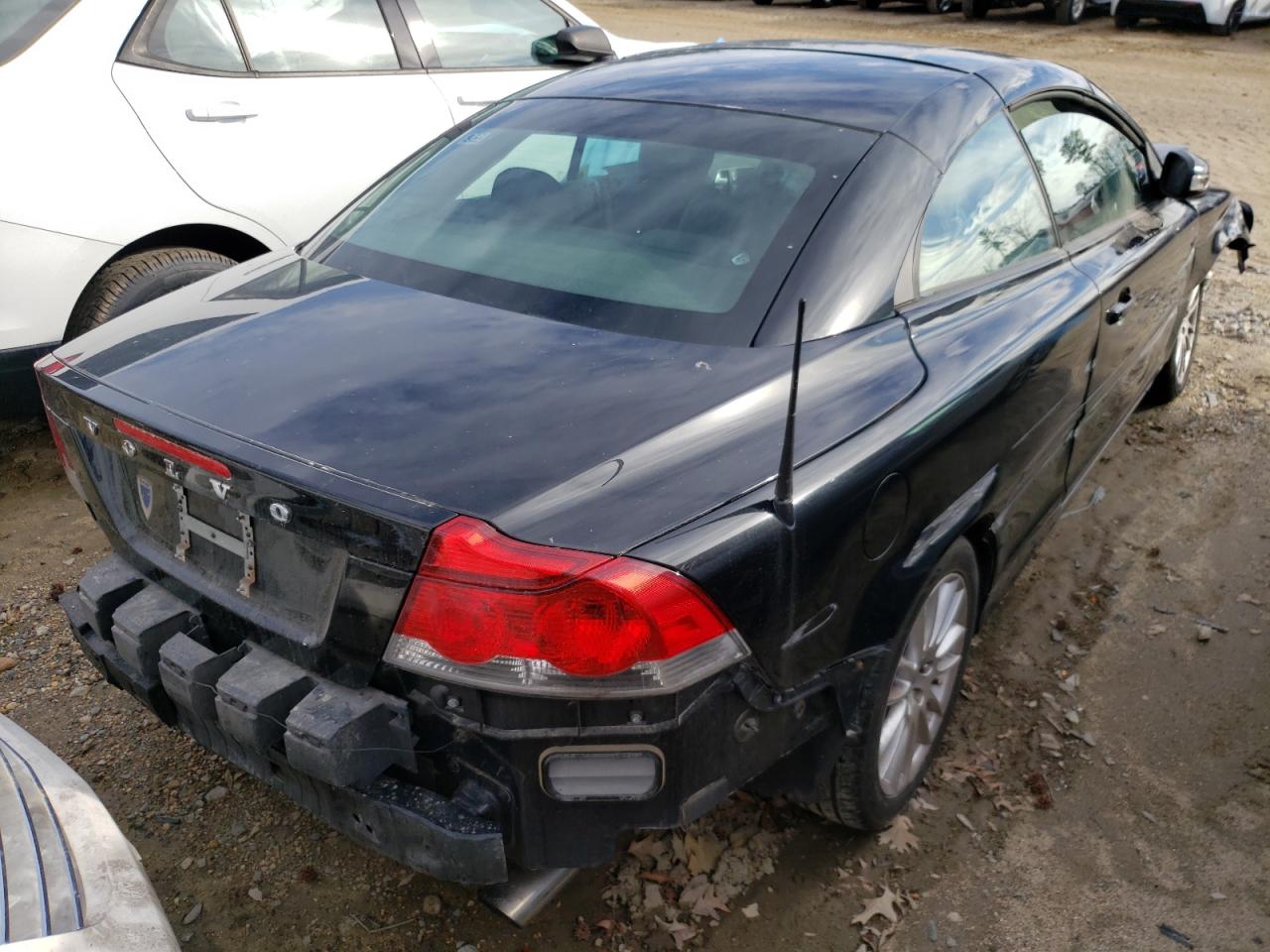 Photo 4 from auction – 2009 VOLVO C70 T5 with VIN YV1MC67299J071721