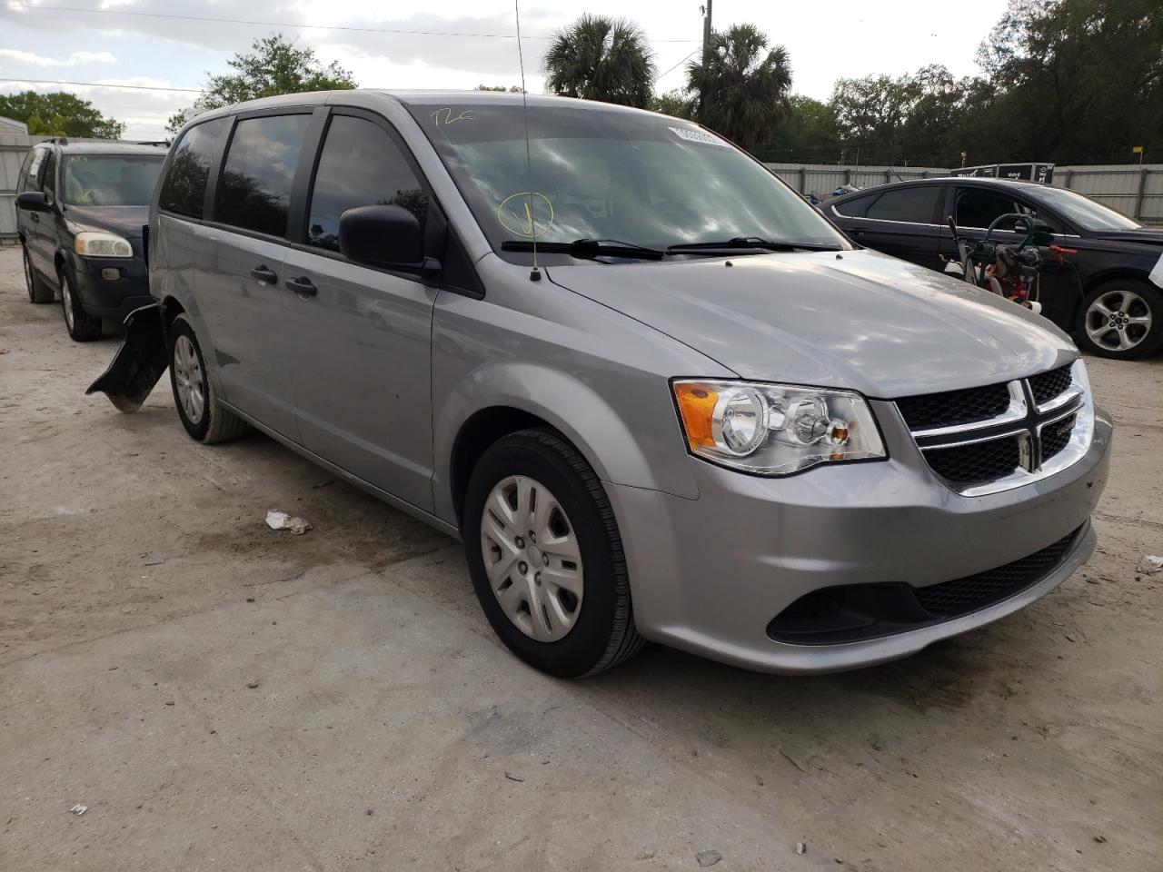 DODGE GRAND CARA 2020 with VIN 2C4RDGBG3LR228423 - Photo from auction