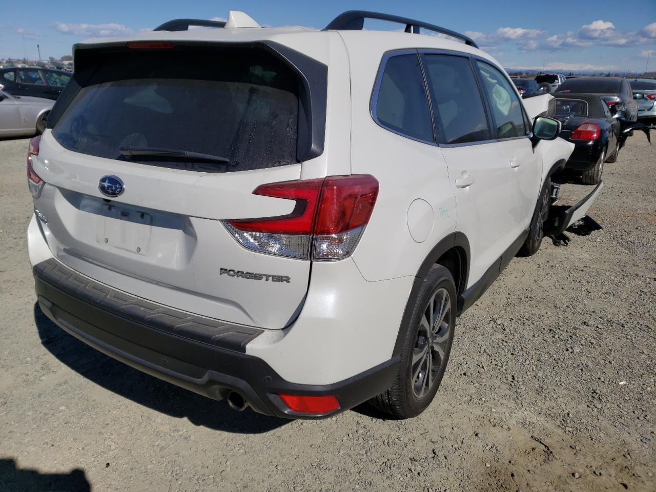 Photo 4 from auction – 2021 SUBARU FORESTER L with VIN JF2SKAUC7MH411725