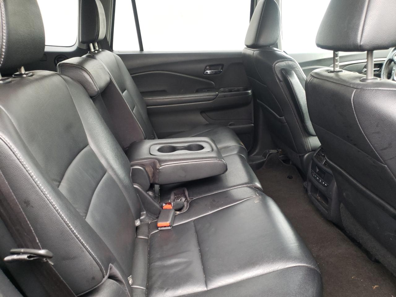 Photo 6 from auction – 2016 HONDA PILOT EXL with VIN 5FNYF6H53GB041741