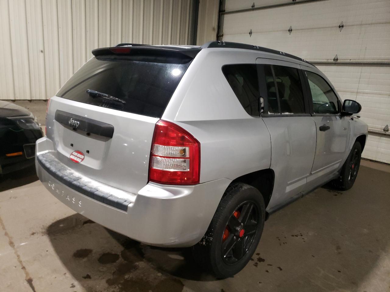 Photo 4 from auction – 2009 JEEP COMPASS SP with VIN 1J4FT47B49D241172